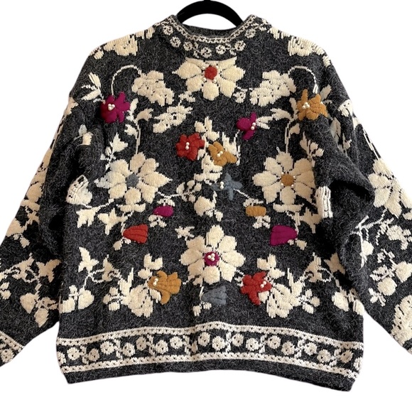 Vintage Sweaters - Vintage Kitty Hawk Vivian Lang Sweater Womens Medium 3D Floral Embroidered Knit